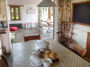 Interior - Gatehouse (Builth Wells)