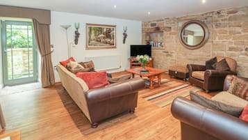 Cottage | Living room | TV, DVD player