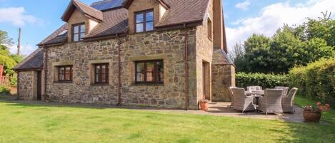 Cottage | Exterior