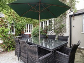 Cottage | Balcony