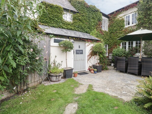 Property grounds - Church Farmhouse (Chard)