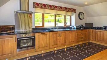 Cottage | Interior