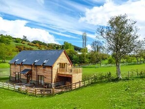 Cottage | Bahagian dalam