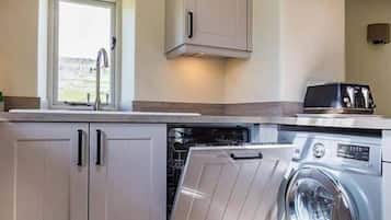 Cottage | Interior