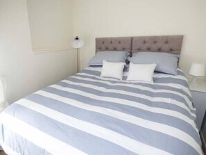 Cottage | 2 bedrooms, individually decorated, individually furnished, free WiFi - Sandy Knowes (Morpeth)