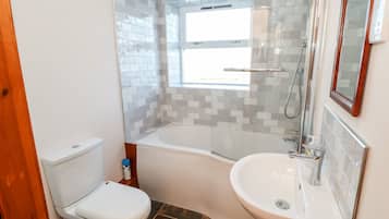 Cottage | Bathroom