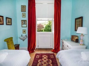 Cottage | 6 bedrooms, individually decorated, individually furnished, free WiFi - Flanders Hall (Leyburn)
