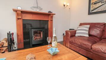 Cottage | Living area | DVD player
