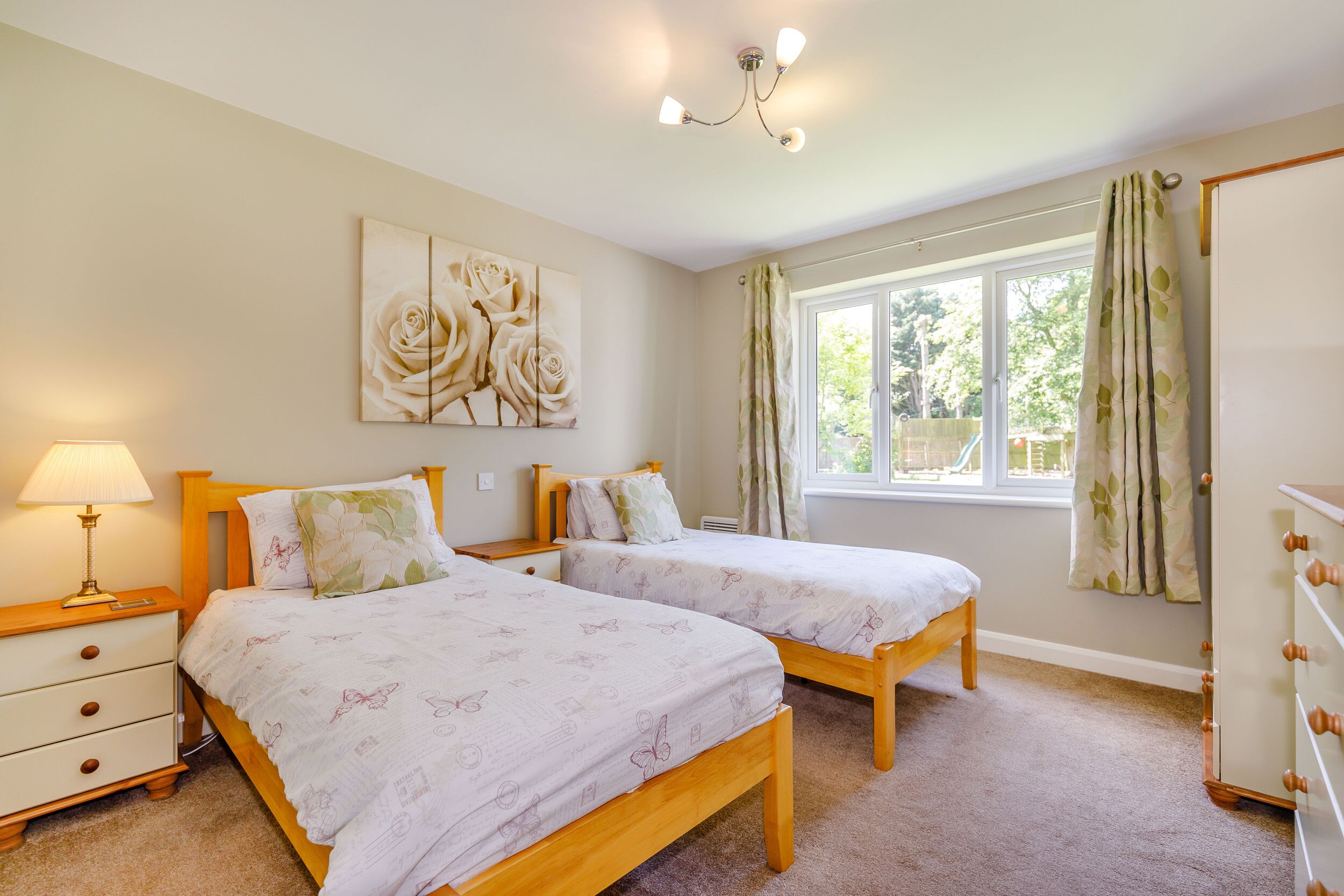 2 bedrooms, free WiFi, individually decorated, individually furnished