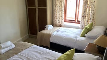 Casa de campo | 3 dormitorios, decoración individual, mobiliario individual