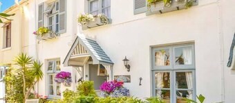 Blue Harbour Cottage