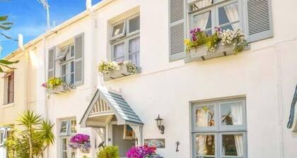 Blue Harbour Cottage