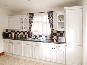 Cottage | Interior
