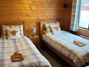 2 bedrooms, individually decorated, individually furnished, free WiFi