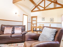 Cottage | Living area