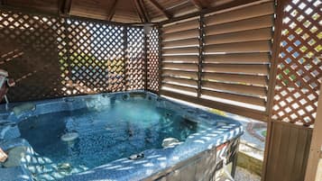 Cottage | Spa