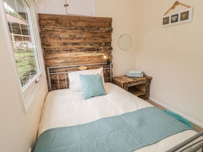 Chaumière | 4 chambres, décor unique, ameublement unique, accès au Wi-Fi (inclus)