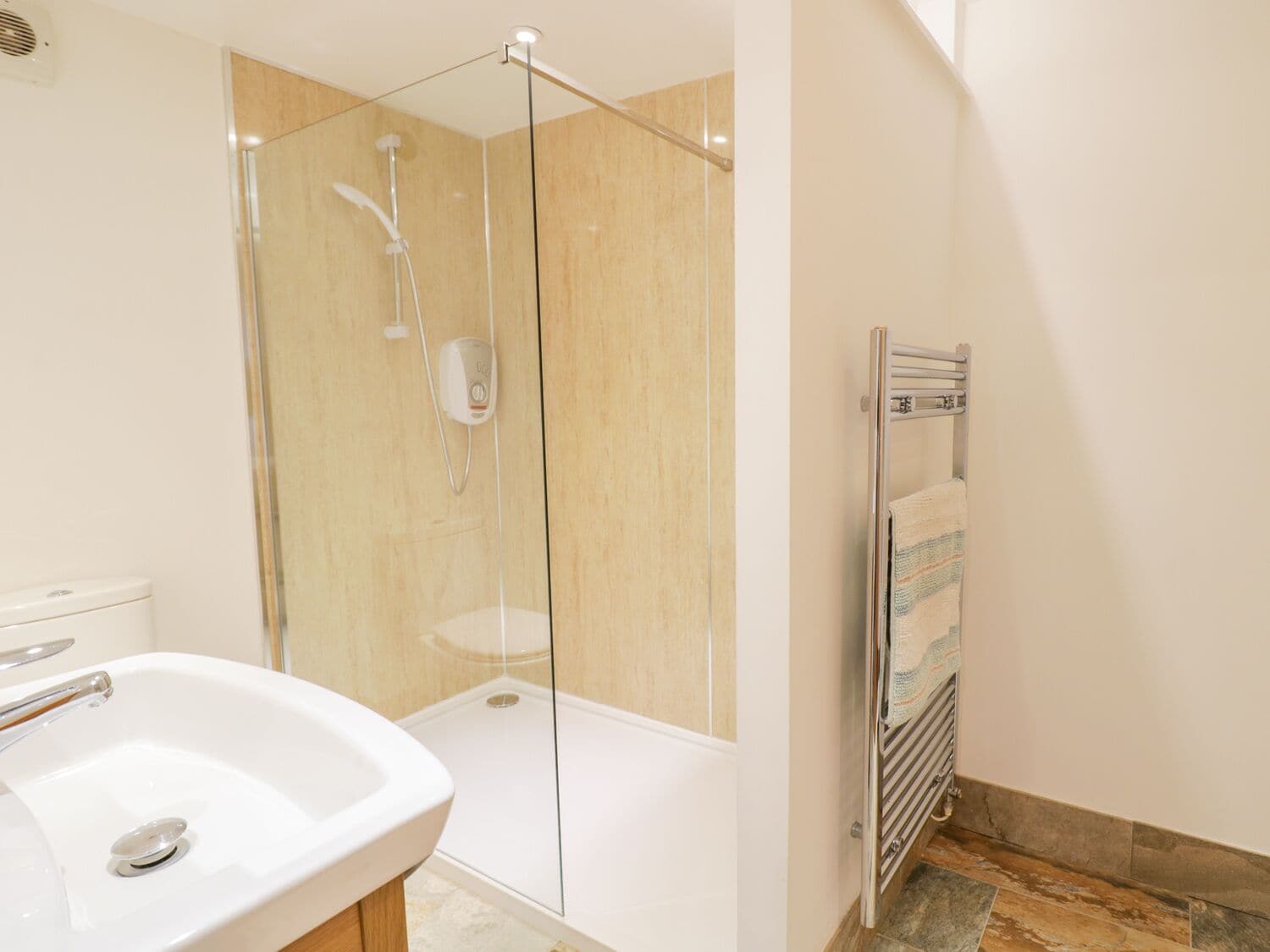 Feriehus | Badeværelse | Bruser