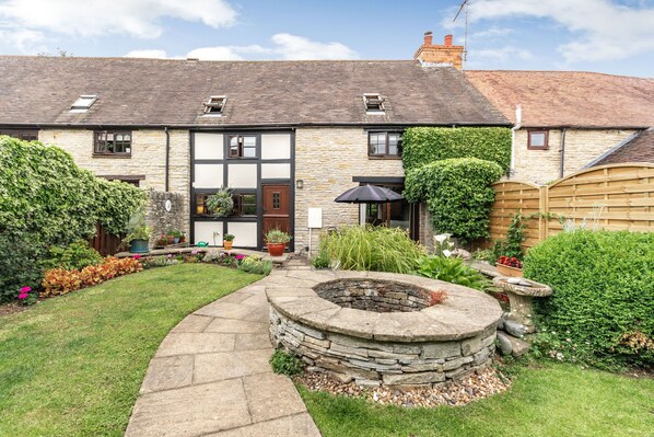 Cottage | Interior - West End Barn (Evesham)