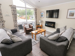 Cottage | Living area | TV, DVD player