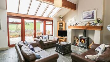 Cottage | Living room | TV, DVD player