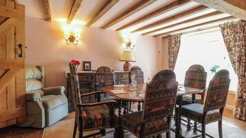 Cottage | Tempat makan