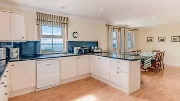 Cottage | Private kitchen