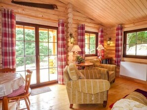 Cottage | Interior