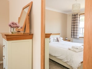 Casa de campo | 2 habitaciones, decoración personalizada y muebles diferentes