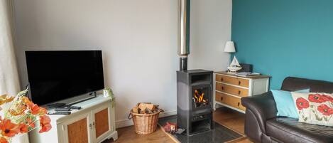 Cottage | Interior