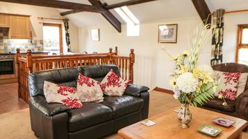 Cottage | Bahagian dalam