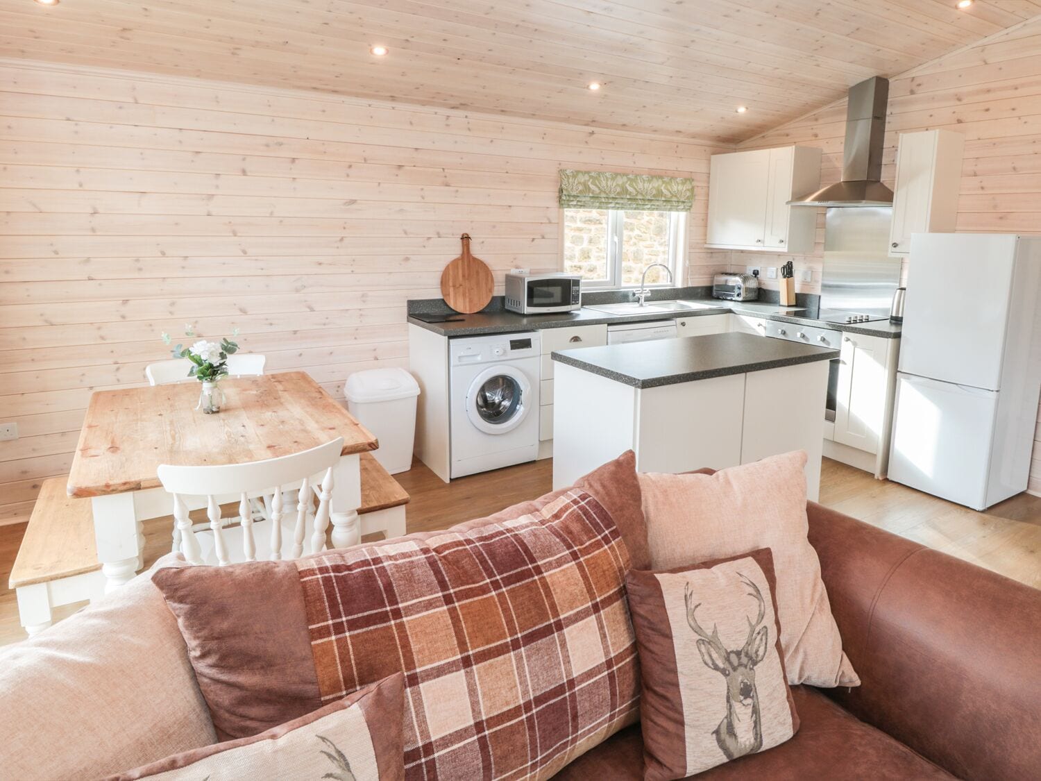 Cottage | Interior