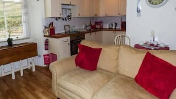 Cottage | Living room | TV, DVD player