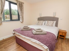 村舍 | 2 多间卧室、特色装修、特色家居、床单