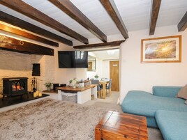 Cottage | Living area | TV, DVD player