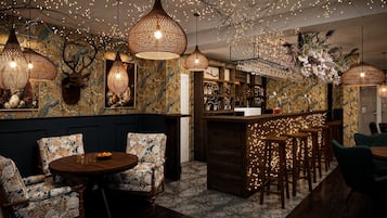 Cottage | Bar (on property)