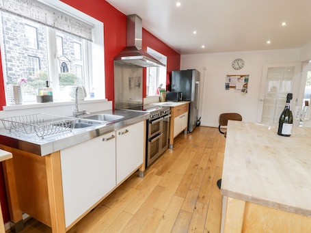 Lavavajillas, utensilios de cocina