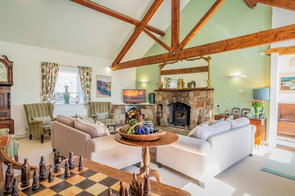 Cottage | Interior
