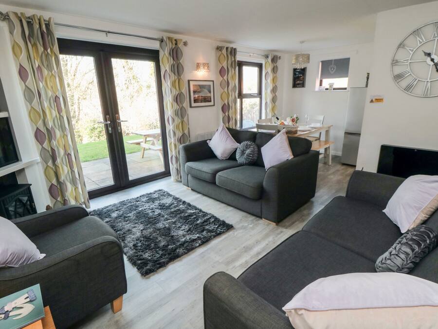 Cottage | Living area