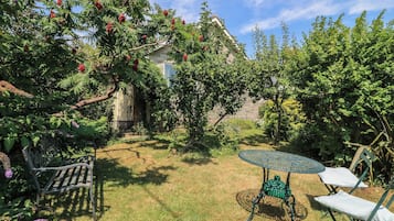 Cottage | Hiên