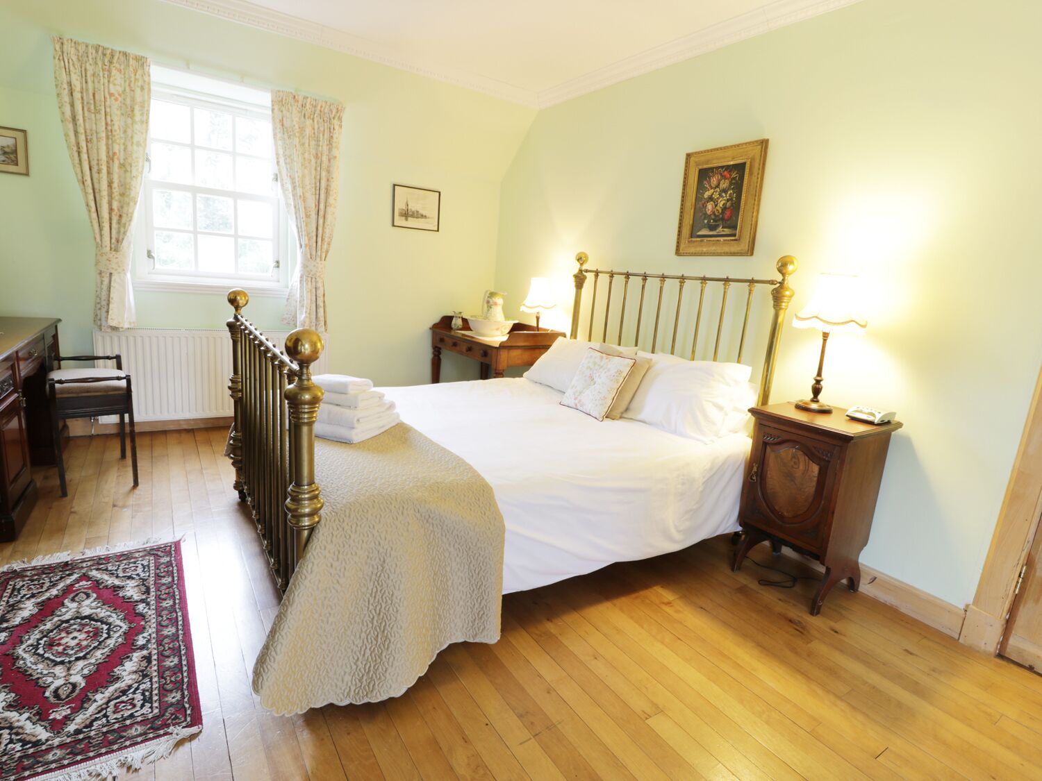 Cottage | 8 bedrooms, individually decorated, individually furnished, free WiFi