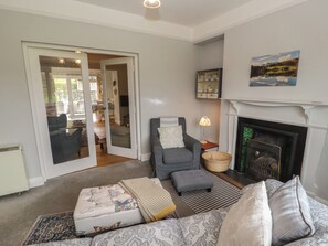Cottage | Living area | TV - Glenside (Ambleside)