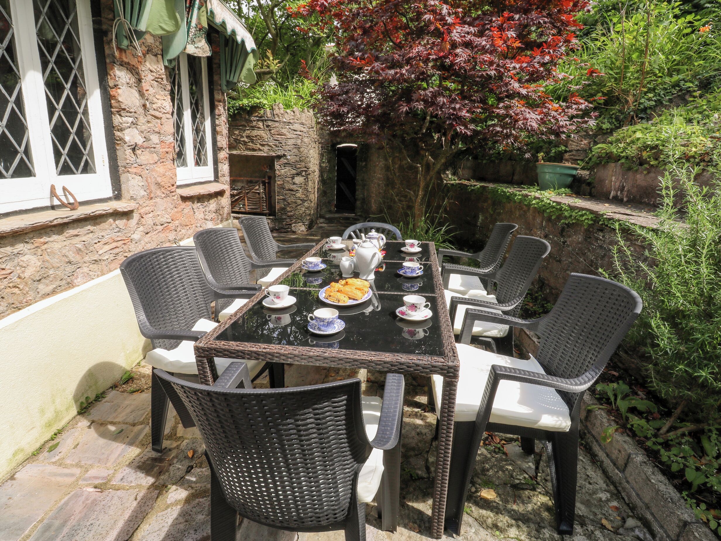 Cottage | Outdoor dining