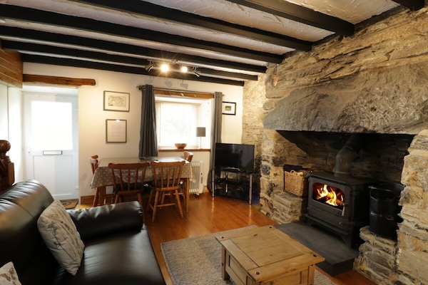 Cottage | Interior
