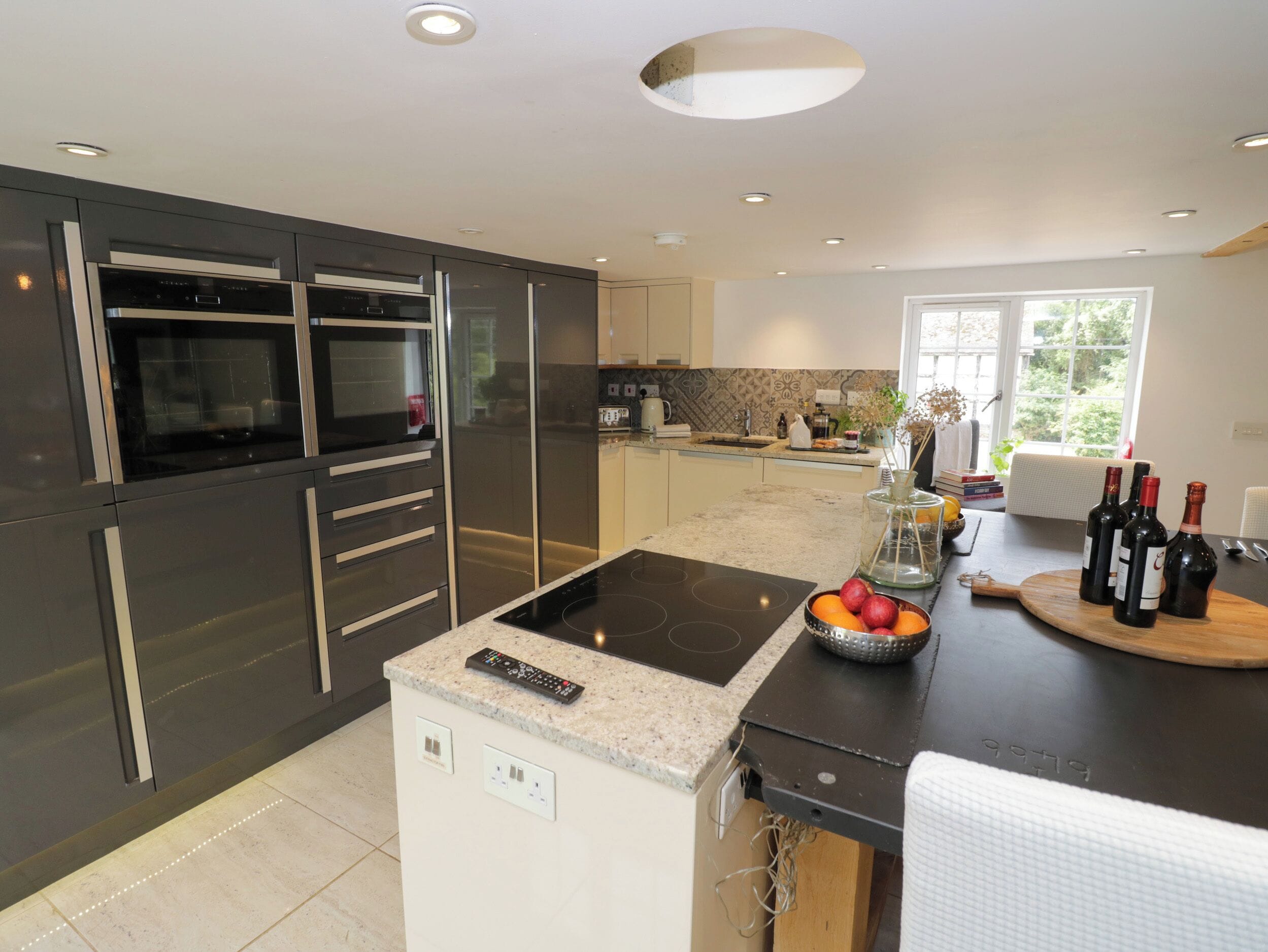 Cottage | Interior