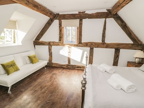 Cottage | Interior