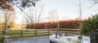 Lower Tundridge Cottage