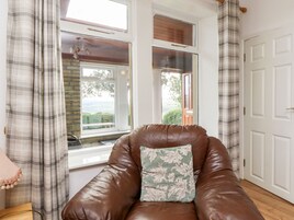 Cottage | Living area | DVD player