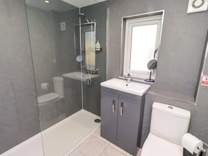 Shower - Gamekeepers Cottage (Alnwick)