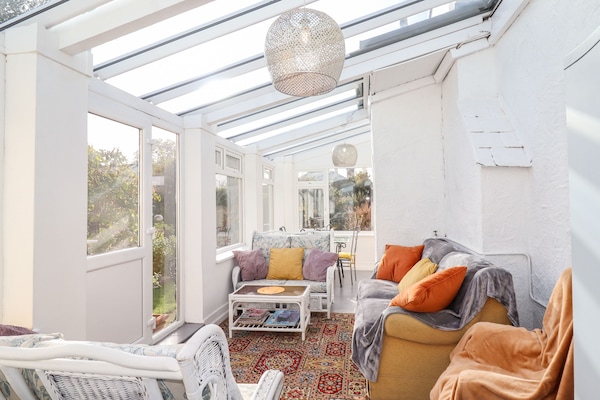 Cottage | Interior